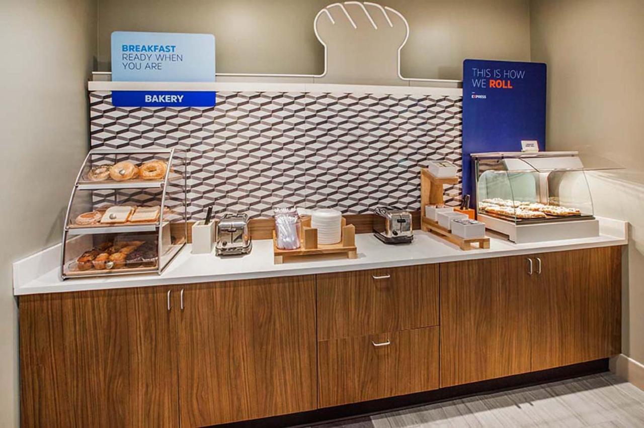 Holiday Inn Express & Suites - Savannah N - Port Wentworth By Ihg Ngoại thất bức ảnh